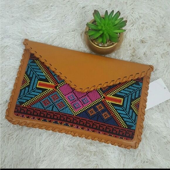 Crossbody Shoulder Bag Clutch Embroidered Boho Multicolor Western Art To Wear - Picture 2 of 6